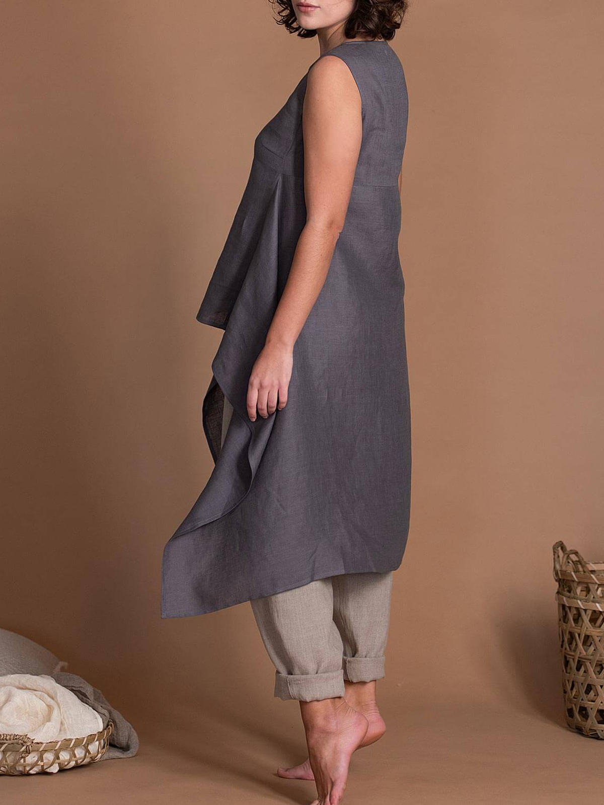 Cotton And Linen Crew Neck Sleeveless Irregular Hem Tank Top