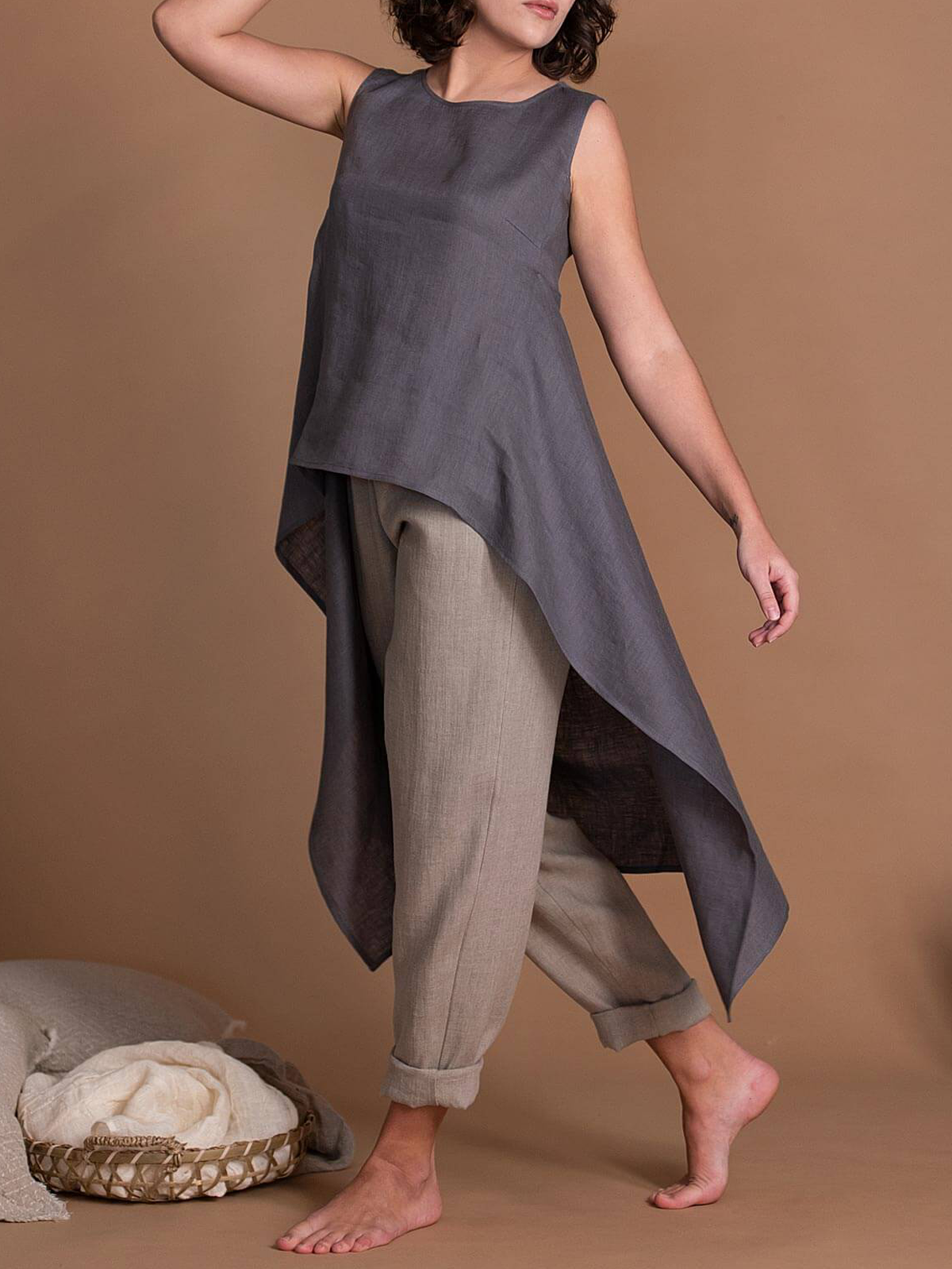 Cotton And Linen Crew Neck Sleeveless Irregular Hem Tank Top