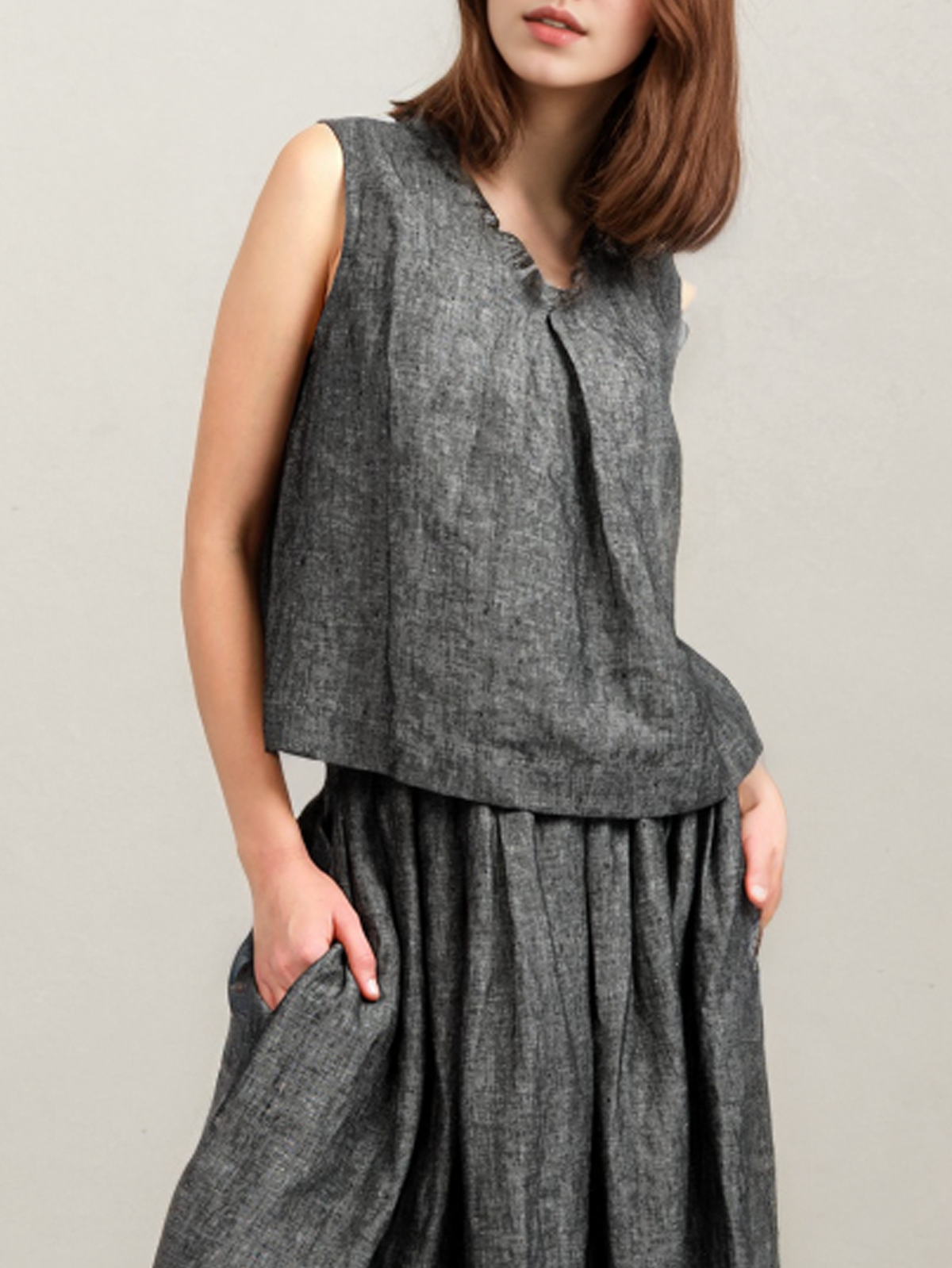 Cotton And Linen V Neck Plain Sleeveless Tank Top